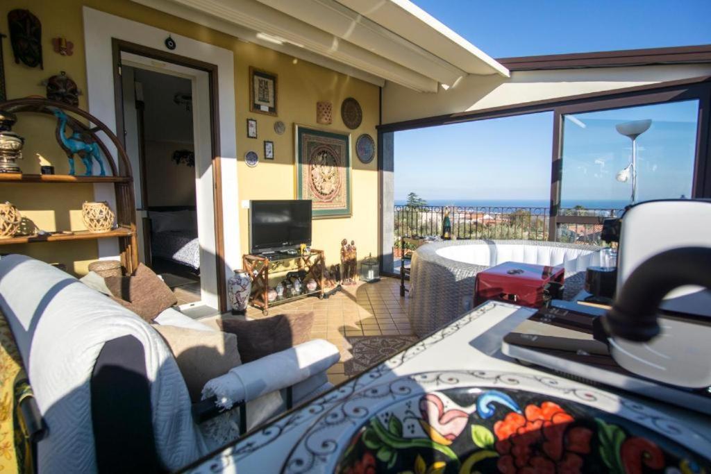 Villa Gusmano Piedimonte Etneo Δωμάτιο φωτογραφία
